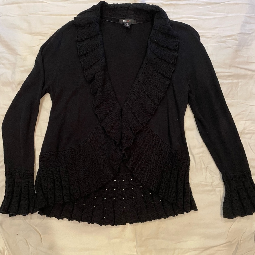 Style & Co. black cardigan sweater with collar size M eye and hook closure